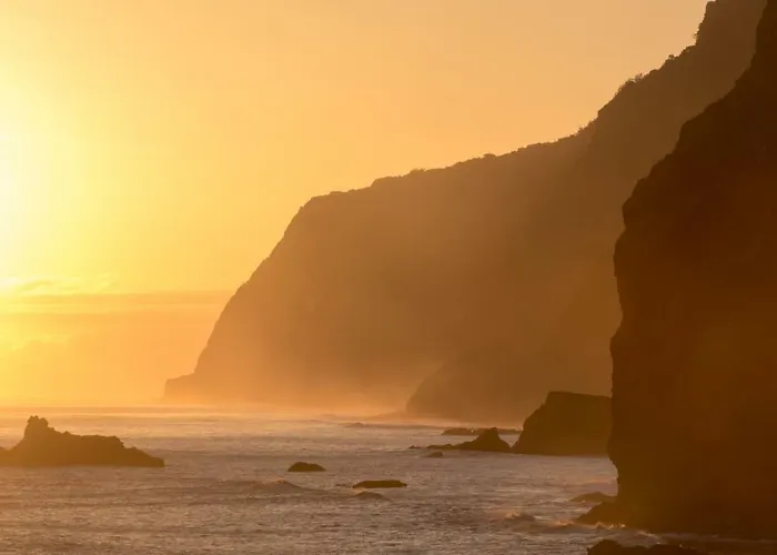 Casas Mare , Ponta Delgada, Madeira